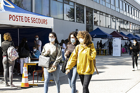 Village des services, stand de dépistage Covid-19, jeudi 3 septembre